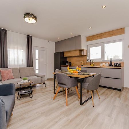 Apartmani Dmarie بريفلاكا المظهر الخارجي الصورة